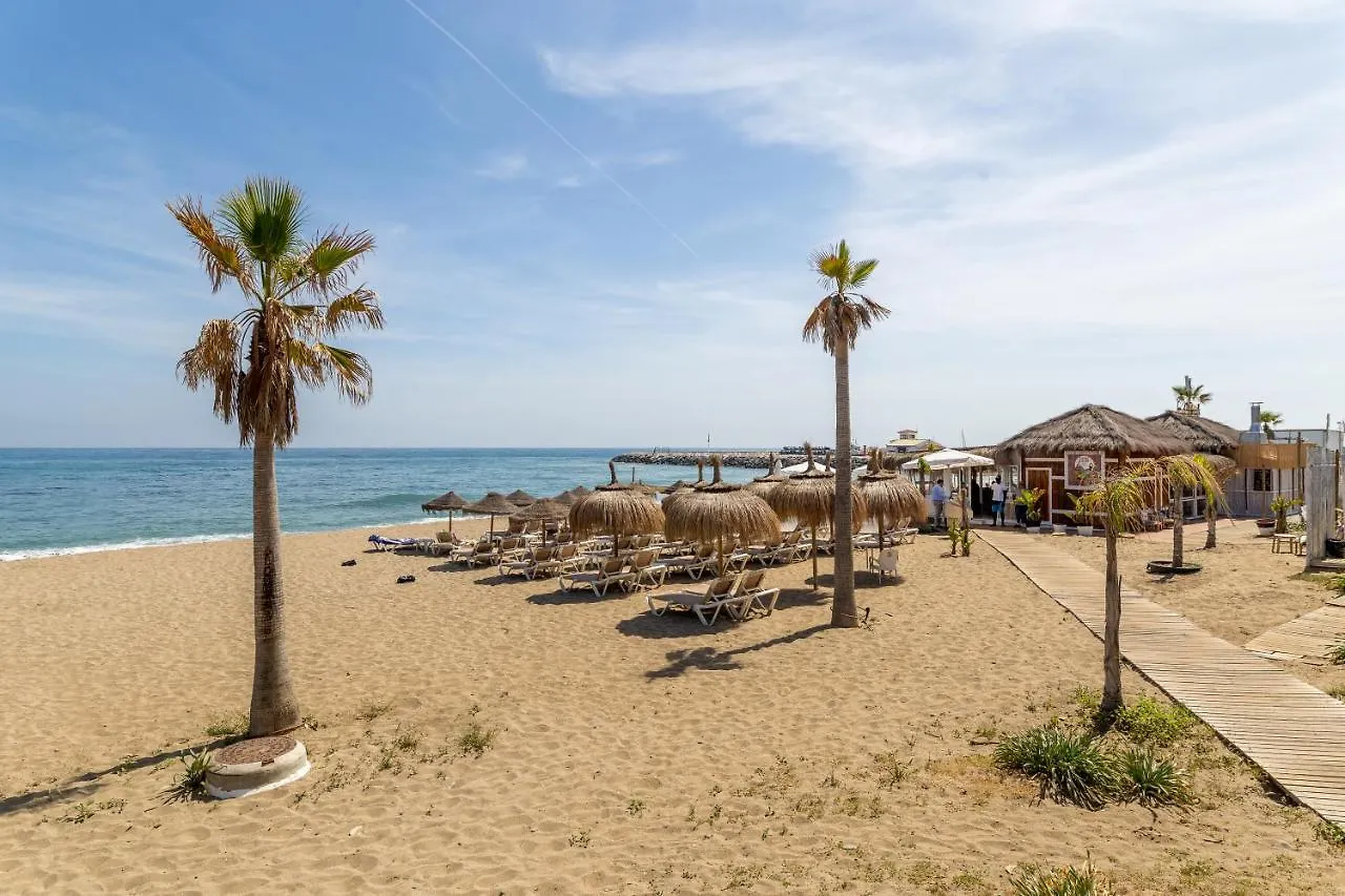 别墅 Andalusian Beach House 马尔韦利亚