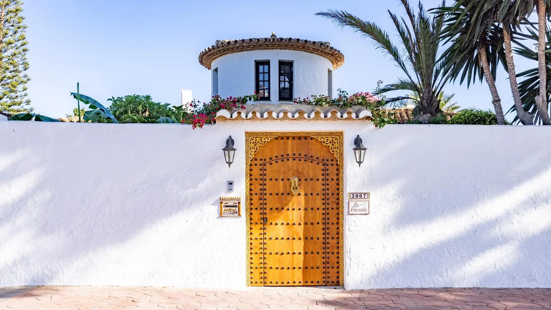 Villa Andalusian Beach House Marbella